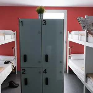 Hellobcn Youth Hostal